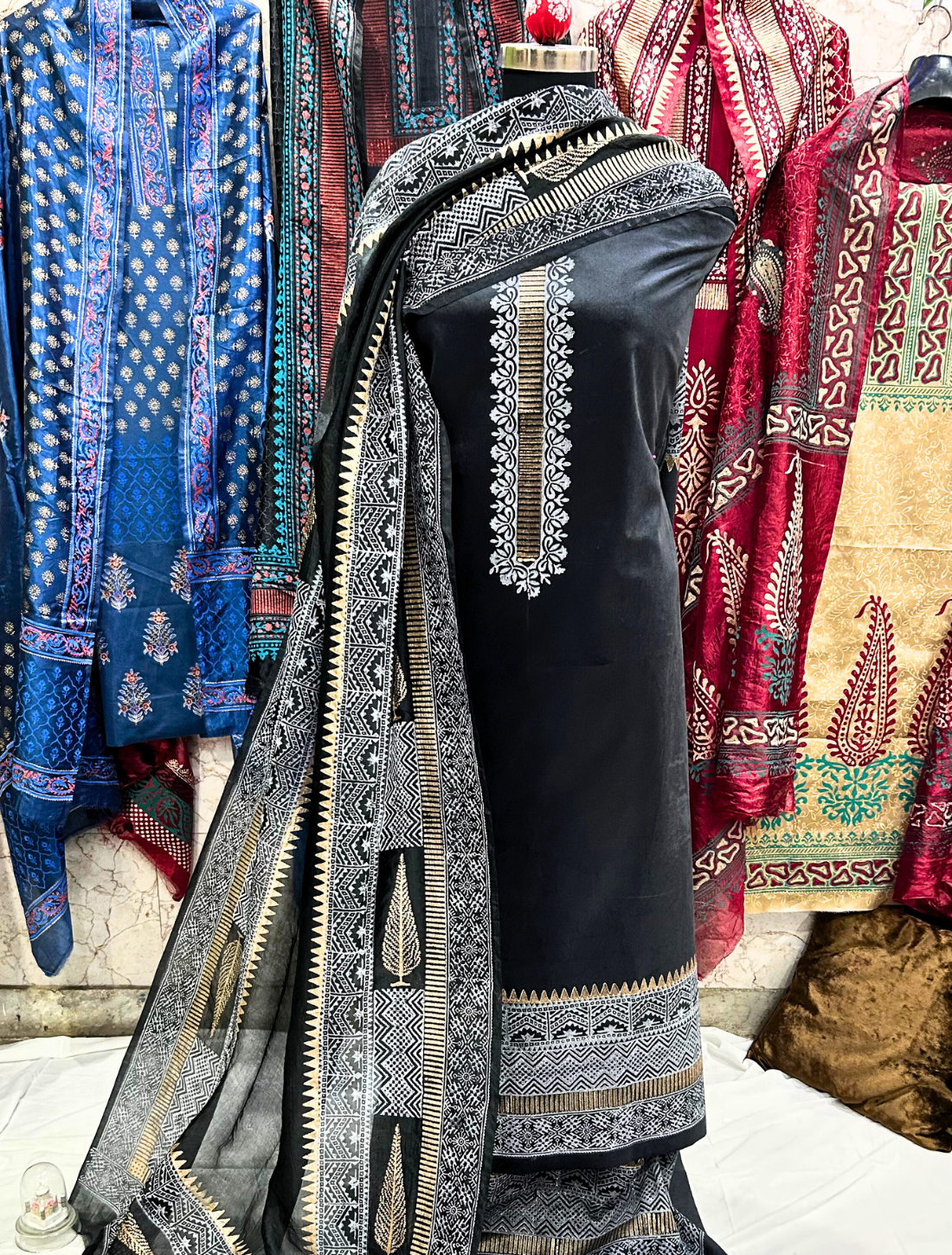 luxurious-hand-block-printed-velvet-suit-with-silk-dupatta