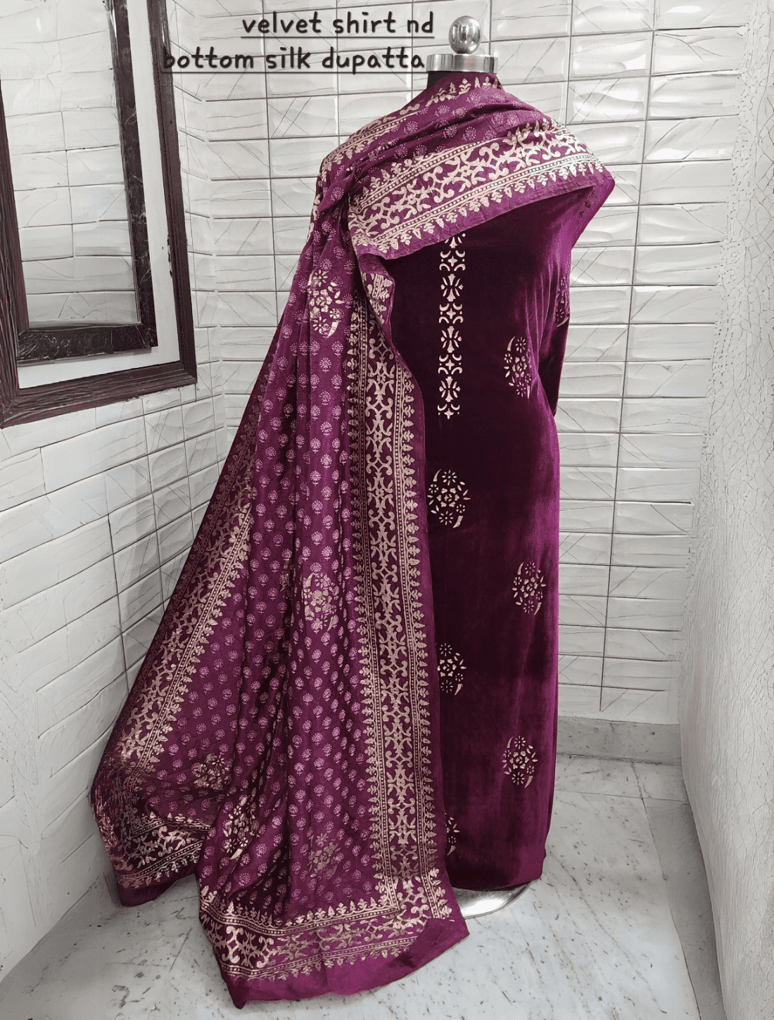 Stylish Foil Print Cotton Suit Combo
